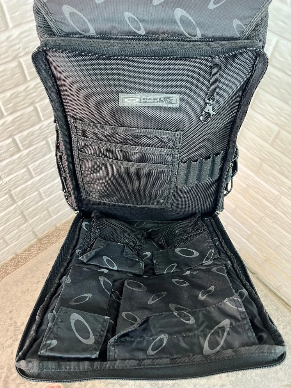 OAKLEY BUNDLE LAPTOP AND GLASS CASE Tactical Field Gear Messenger Bag Vintage